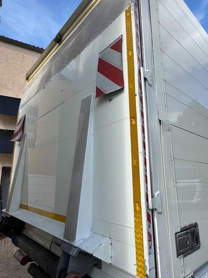 Scania G410/Lenk-Lift/2xLBW/inkl. Anhänger/Tüv-neu - Camión caja cerrada: foto 5 Scania G410/Lenk-Lift/2xLBW/inkl. Anhänger/Tüv-neu - Camión caja cerrada: foto 5