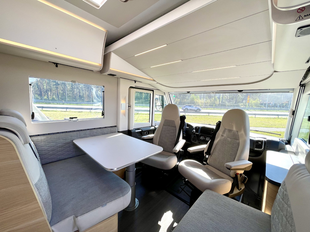 ADRIA Sonic Plus 700SL - Autocaravana integral: foto 5 ADRIA Sonic Plus 700SL - Autocaravana integral: foto 5