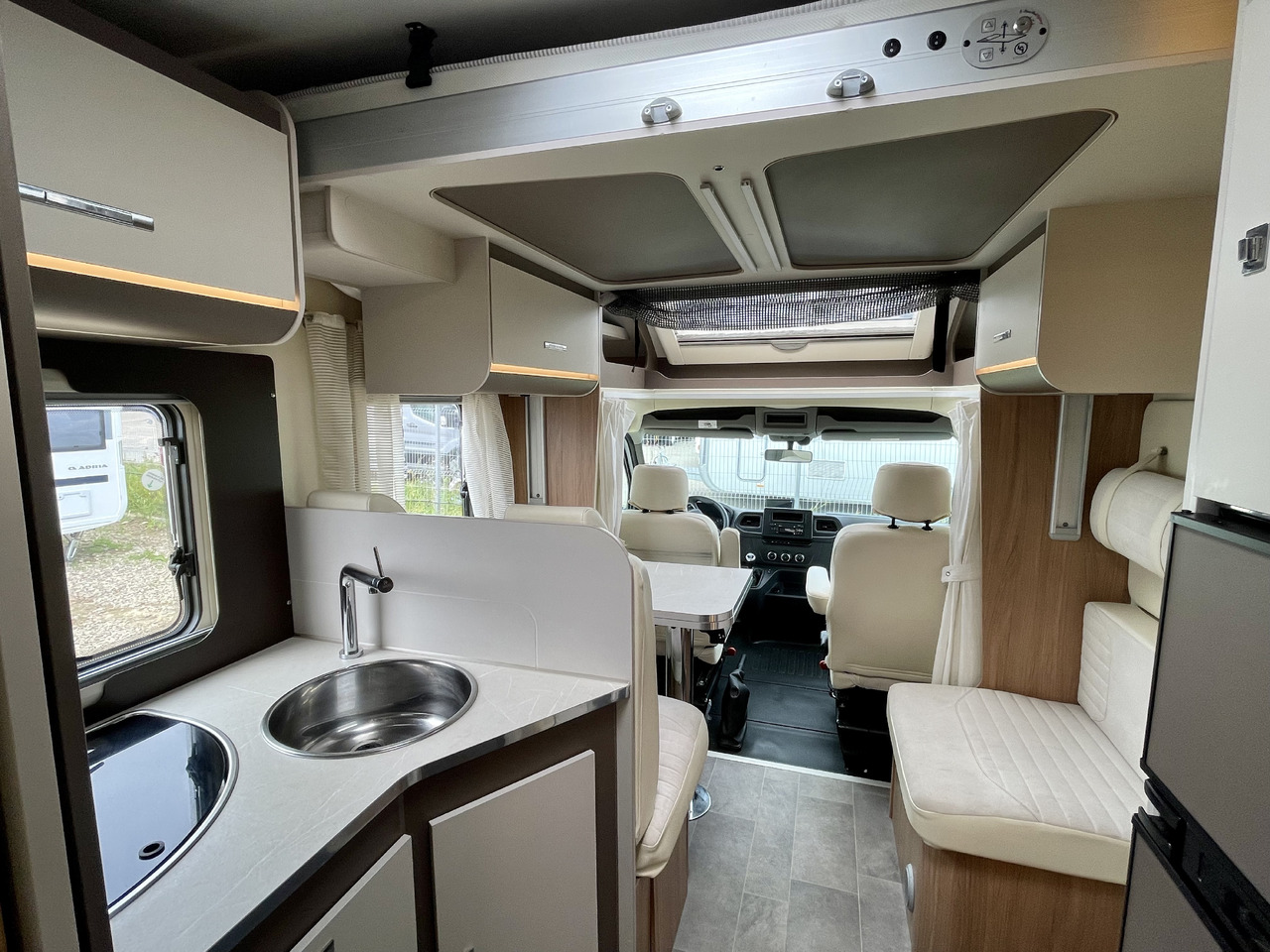 Autocaravana perfilada AHORN CAMP Alaska TD plus: foto 8