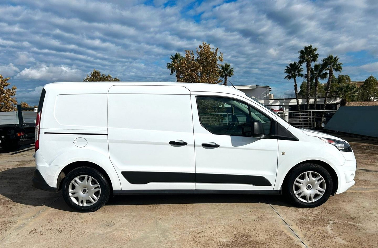 Ford Transit Connect Maxi 1.5 TDCi 100 cv 3 posti - Furgoneta pequeña: foto 4 Ford Transit Connect Maxi 1.5 TDCi 100 cv 3 posti - Furgoneta pequeña: foto 4