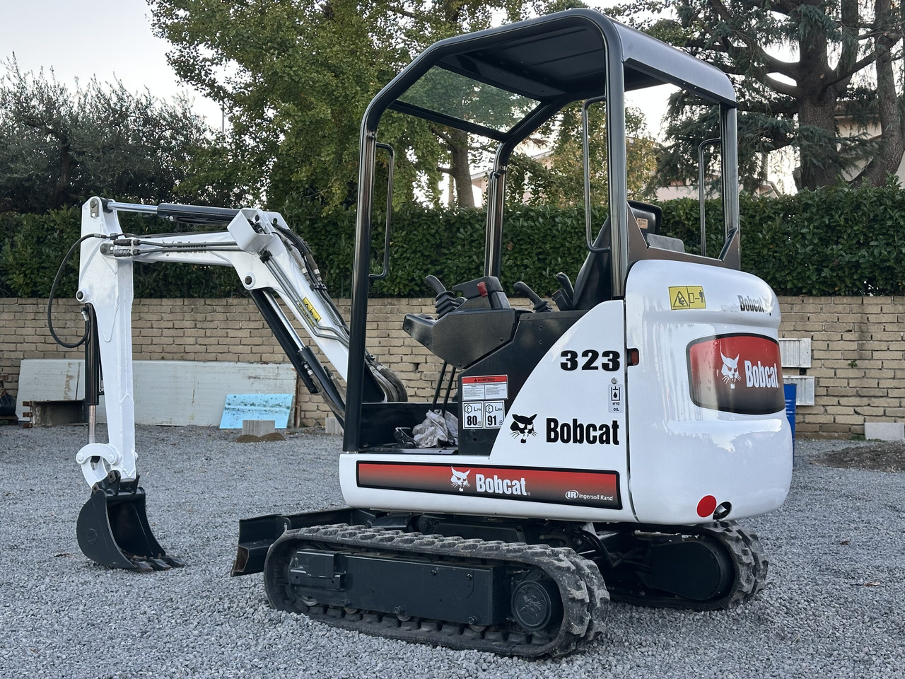 BOBCAT 323 - Miniexcavadora: foto 5 BOBCAT 323 - Miniexcavadora: foto 5