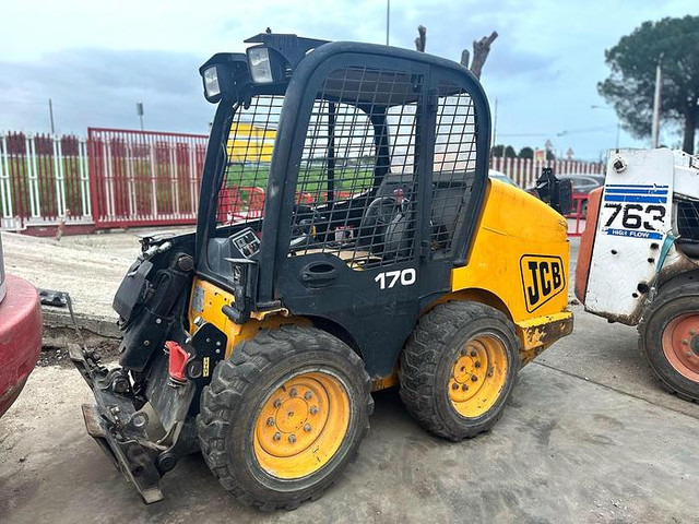 Minicargadora de cadenas JCB 170HF: foto 1