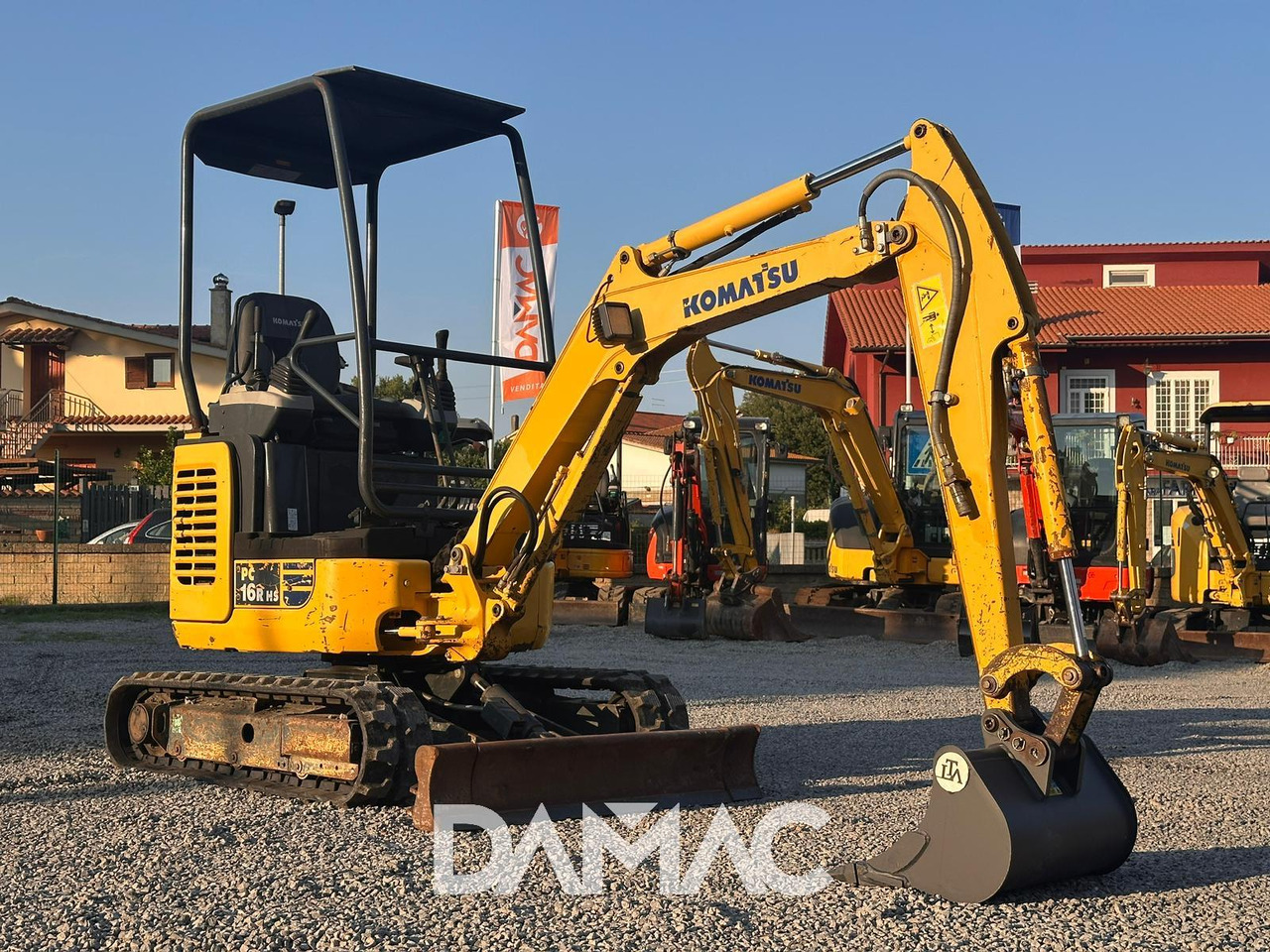 KOMATSU PC16R-3HS - Miniexcavadora: foto 1 KOMATSU PC16R-3HS - Miniexcavadora: foto 1