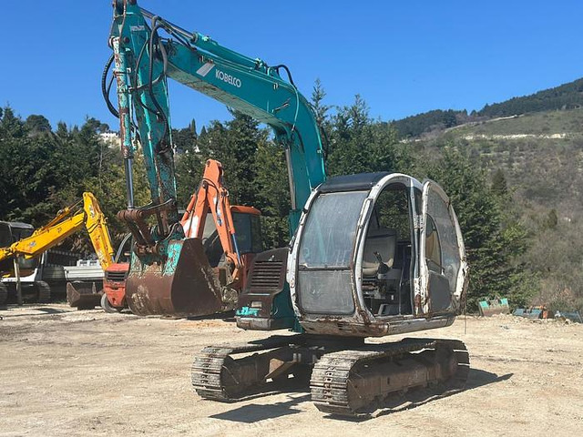 Kobelco SK60 - Excavadora: foto 1 Kobelco SK60 - Excavadora: foto 1