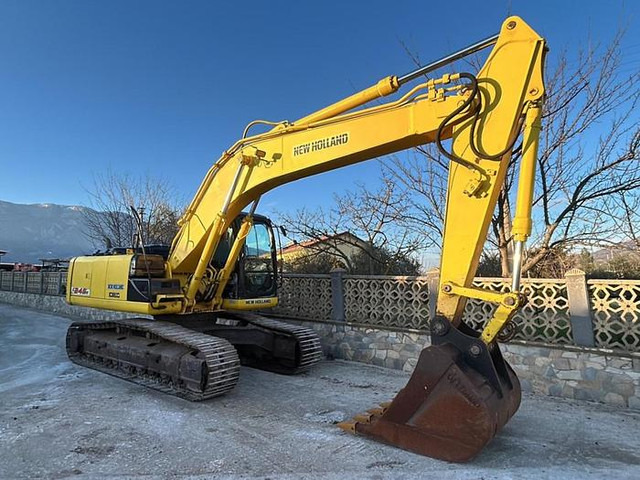New Holland E245B - Excavadora: foto 1 New Holland E245B - Excavadora: foto 1