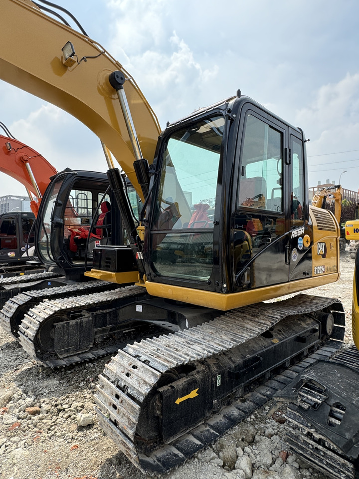 CATERPILLAR 312D2GC - Excavadora de cadenas: foto 4 CATERPILLAR 312D2GC - Excavadora de cadenas: foto 4