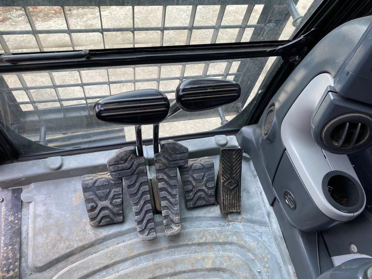 CATERPILLAR 312GC - Excavadora de cadenas: foto 5 CATERPILLAR 312GC - Excavadora de cadenas: foto 5