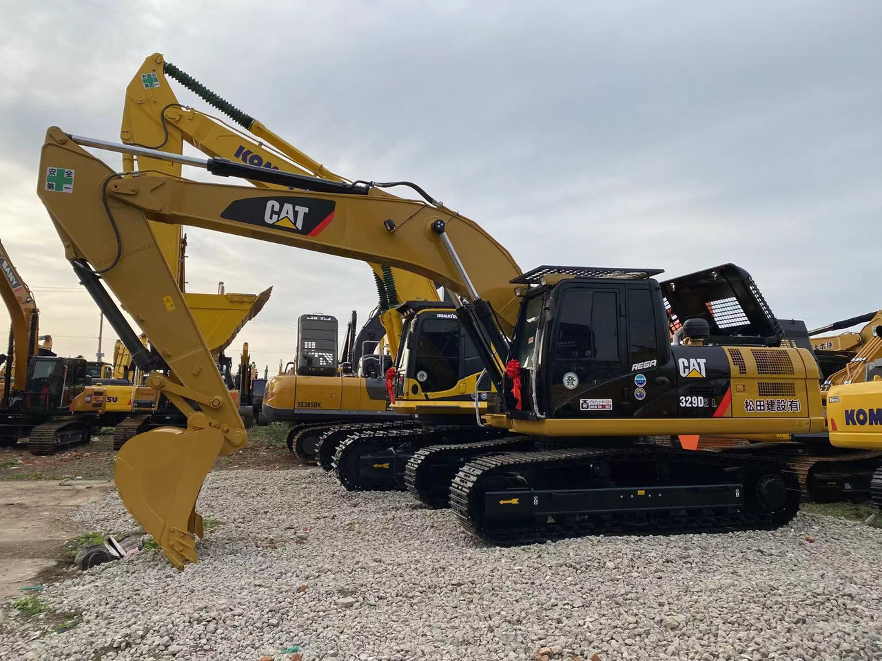 CATERPILLAR 329D2L - Excavadora de cadenas: foto 2 CATERPILLAR 329D2L - Excavadora de cadenas: foto 2