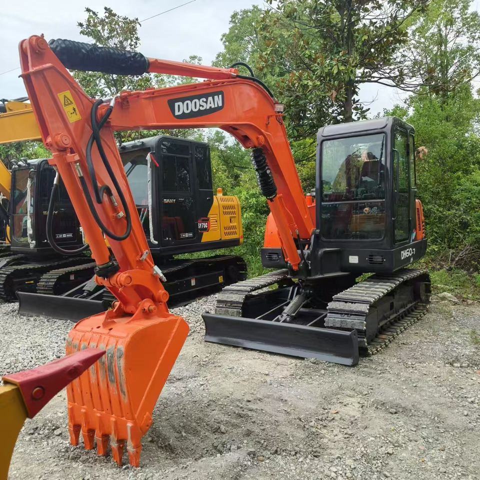 DOOSAN DH60 - Excavadora de cadenas: foto 5 DOOSAN DH60 - Excavadora de cadenas: foto 5