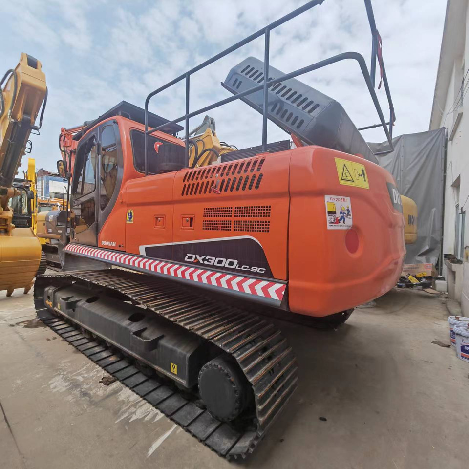 DOOSAN DX300 - Excavadora de cadenas: foto 1 DOOSAN DX300 - Excavadora de cadenas: foto 1