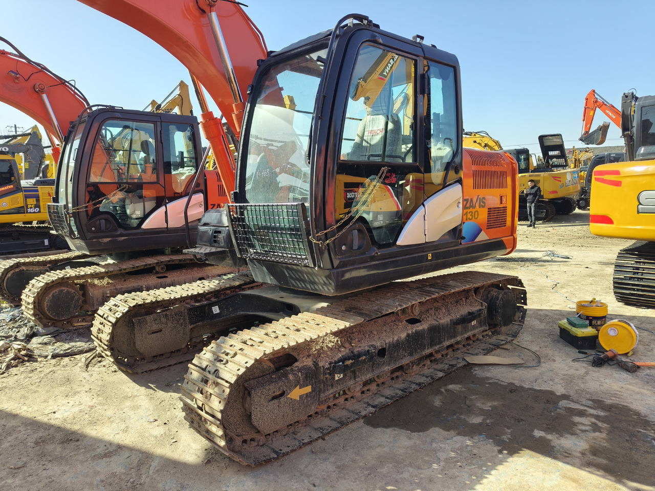 Excavadora de cadenas HITACHI ZX130H-5A: foto 20 Excavadora de cadenas HITACHI ZX130H-5A: foto 20