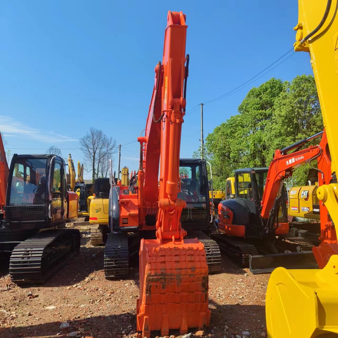 HITACHI ZX135 - Excavadora de cadenas: foto 5 HITACHI ZX135 - Excavadora de cadenas: foto 5