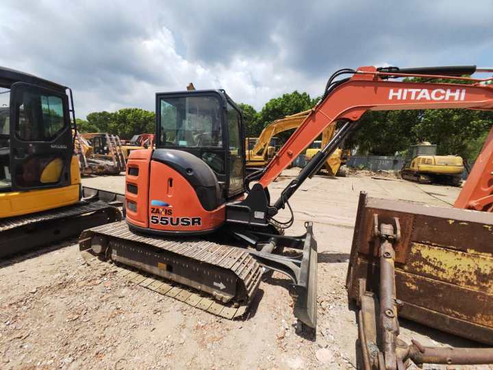 HITACHI ZX55USR - Miniexcavadora: foto 3 HITACHI ZX55USR - Miniexcavadora: foto 3