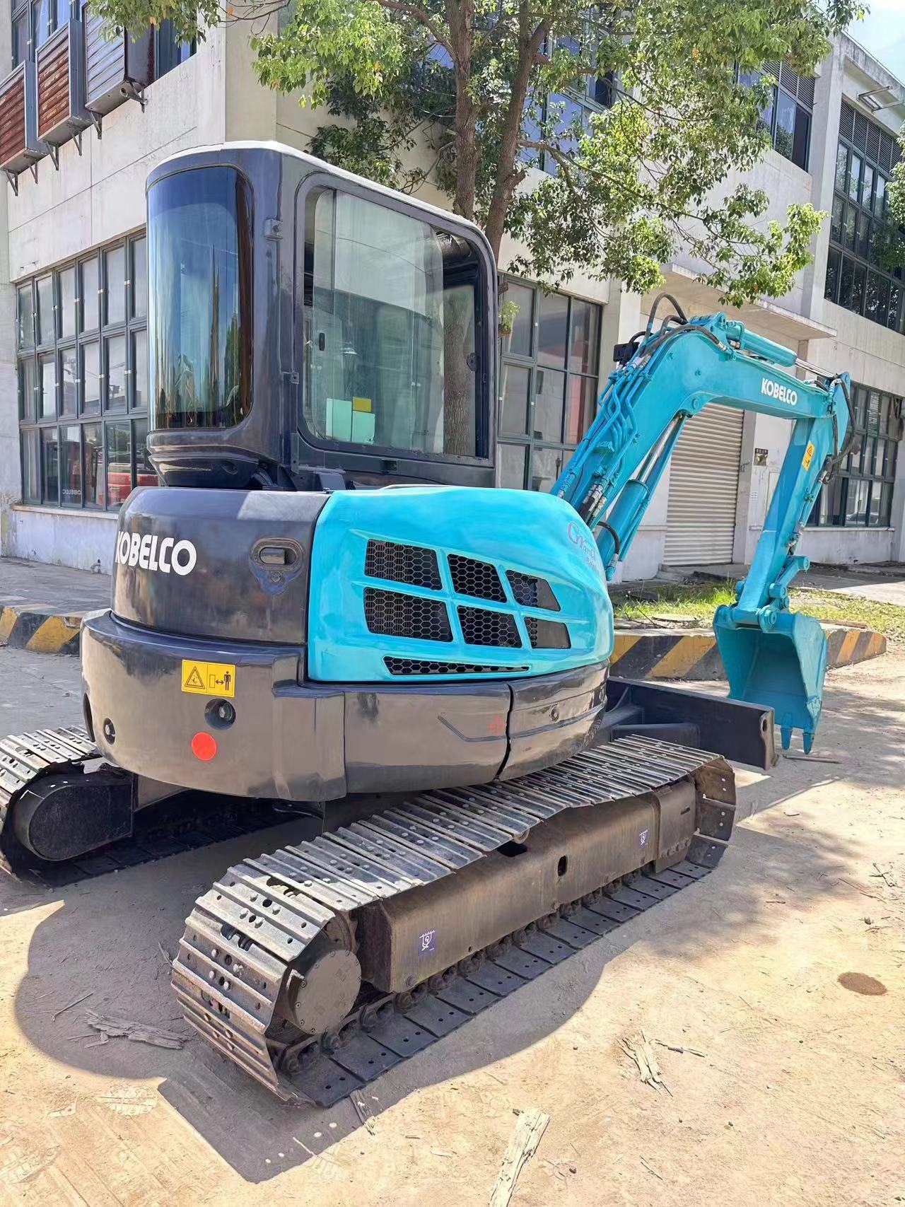 Miniexcavadora KOBELCO SK55: foto 13 Miniexcavadora KOBELCO SK55: foto 13