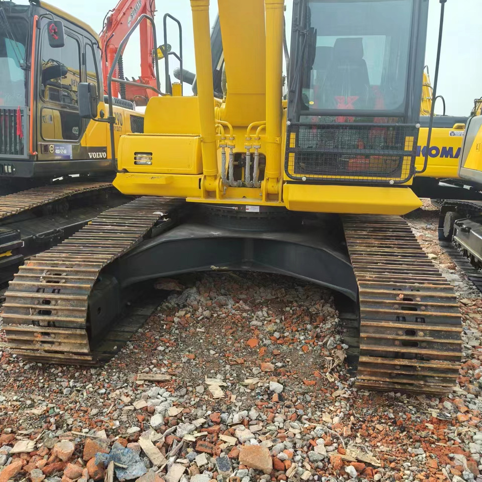 KOMATSU PC210LC - Excavadora de cadenas: foto 5 KOMATSU PC210LC - Excavadora de cadenas: foto 5