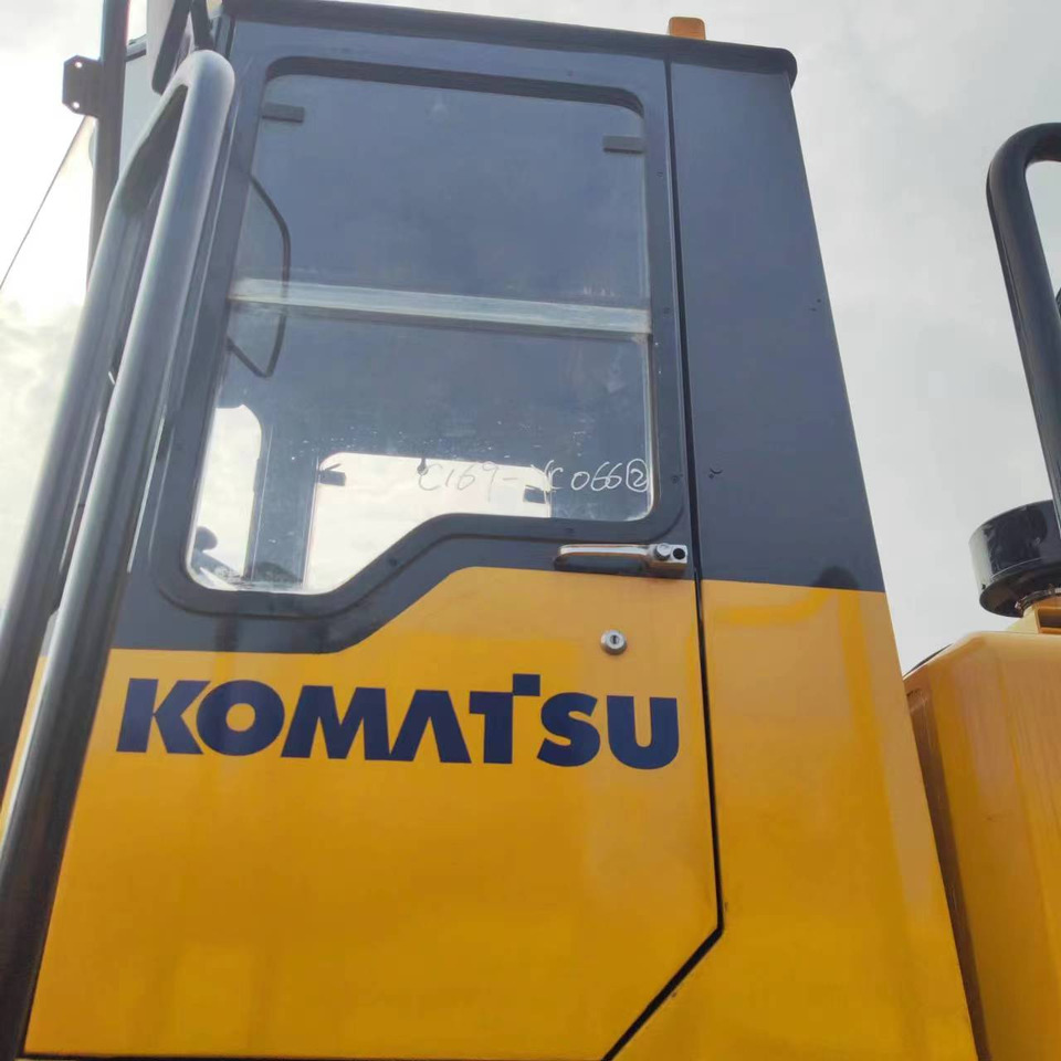 KOMATSU WA380 - Cargadora de ruedas: foto 5 KOMATSU WA380 - Cargadora de ruedas: foto 5