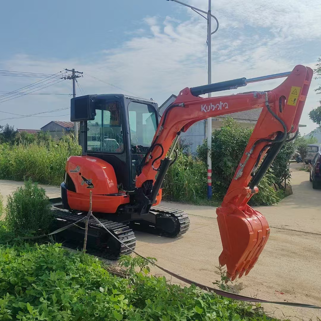 KUBOTA U35 - Miniexcavadora: foto 2 KUBOTA U35 - Miniexcavadora: foto 2