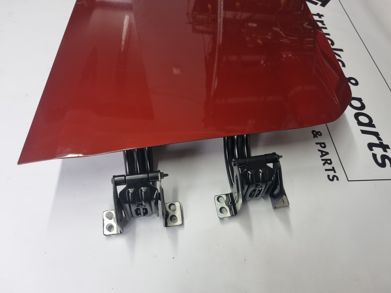 FORD KLAPA SCHOWKA DRZWICZKI PRAWE KOMPLETNE FORD F-MAX - Carrocería y exterior para Camión: foto 3 FORD KLAPA SCHOWKA DRZWICZKI PRAWE KOMPLETNE FORD F-MAX - Carrocería y exterior para Camión: foto 3