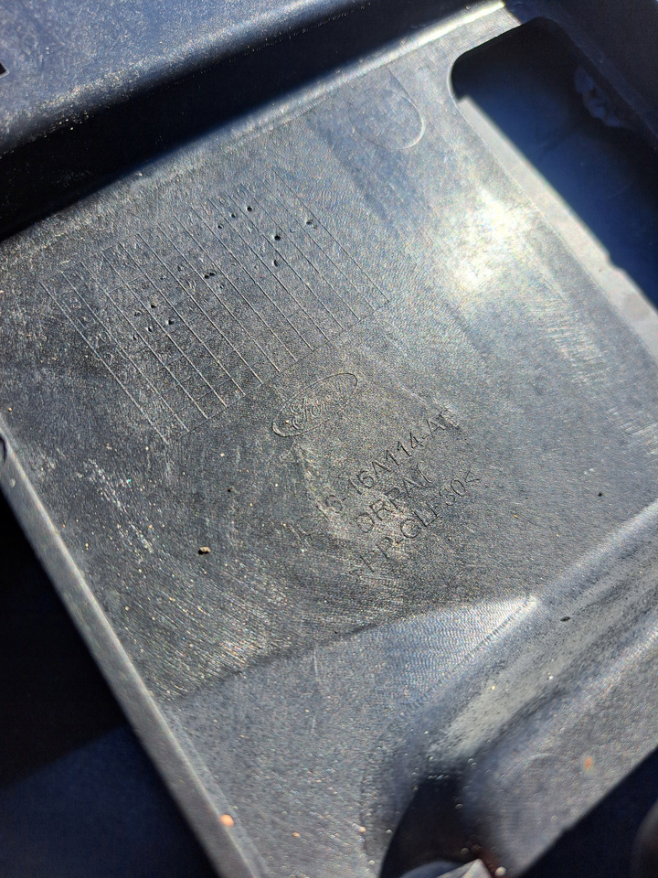 FORD PRZEDŁUŻENIE STOPNICY PRAWE ORYGINAŁ FORD F-MAX EURO 6 - Carrocería y exterior para Camión: foto 5 FORD PRZEDŁUŻENIE STOPNICY PRAWE ORYGINAŁ FORD F-MAX EURO 6 - Carrocería y exterior para Camión: foto 5