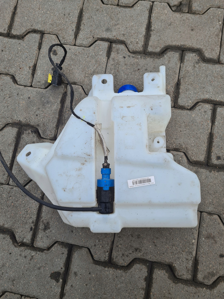 FORD ZBIORNICZEK PŁYNU SPRYSKIWACZY FORD F-MAX 500 TRUCKS CARGO - Carrocería y exterior para Camión: foto 2 FORD ZBIORNICZEK PŁYNU SPRYSKIWACZY FORD F-MAX 500 TRUCKS CARGO - Carrocería y exterior para Camión: foto 2