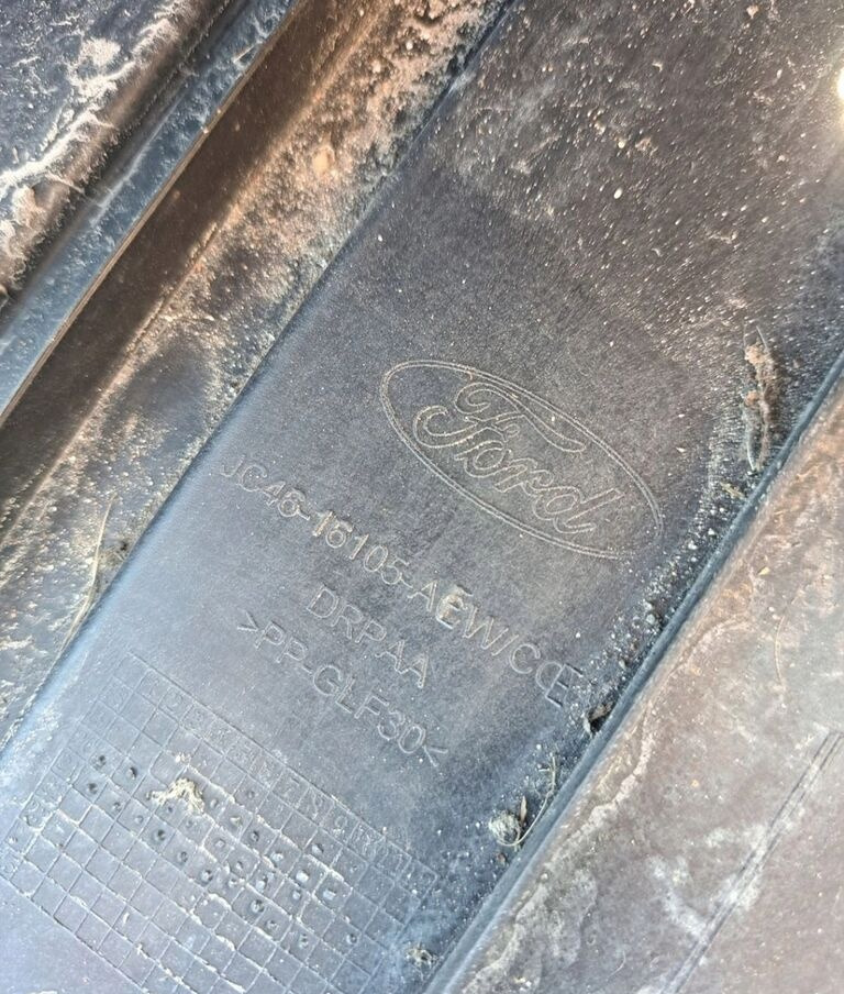 Ford F-MAX CARGO JC46 Ford F-MAX CARGO truck - Guardabarros para Camión: foto 2 Ford F-MAX CARGO JC46 Ford F-MAX CARGO truck - Guardabarros para Camión: foto 2