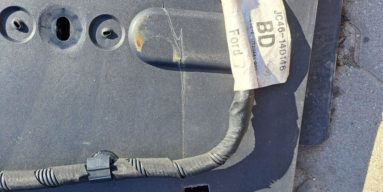 Ford F-MAX CARGO JC46 Ford F-MAX CARGO truck - Guardabarros para Camión: foto 4 Ford F-MAX CARGO JC46 Ford F-MAX CARGO truck - Guardabarros para Camión: foto 4