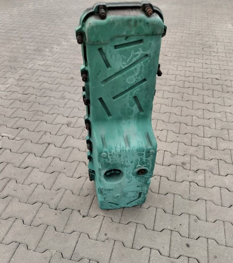 MISA MISKA OLEJOWA SILNIKA VOLVO FM 9 D9B 20490029 - Cárter de aceite para Camión: foto 3 MISA MISKA OLEJOWA SILNIKA VOLVO FM 9 D9B 20490029 - Cárter de aceite para Camión: foto 3