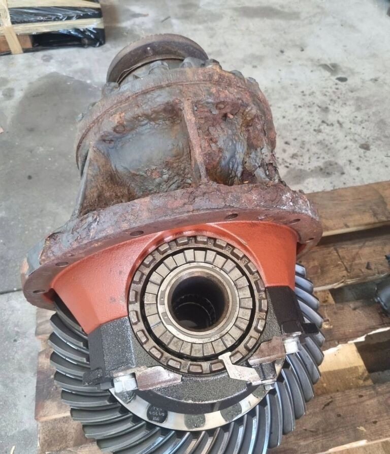 Meritor EV91 RSS1356 SV 2.50 18/45 Volvo FH FM truck - Diferencial para Camión: foto 1 Meritor EV91 RSS1356 SV 2.50 18/45 Volvo FH FM truck - Diferencial para Camión: foto 1
