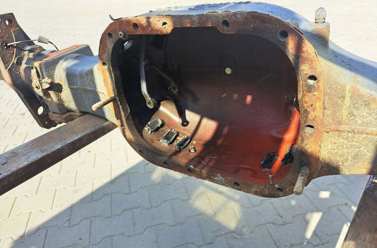 OBUDOWA MOSTU POCHWA RENAULT LANDER KERAX. Renault LANDER KERAX. 5600665084 Renault RENAULT KERAX LANDER 6x4 8x4 4x2 - Transmisión para Camión: foto 3 OBUDOWA MOSTU POCHWA RENAULT LANDER KERAX. Renault LANDER KERAX. 5600665084 Renault RENAULT KERAX LANDER 6x4 8x4 4x2 - Transmisión para Camión: foto 3