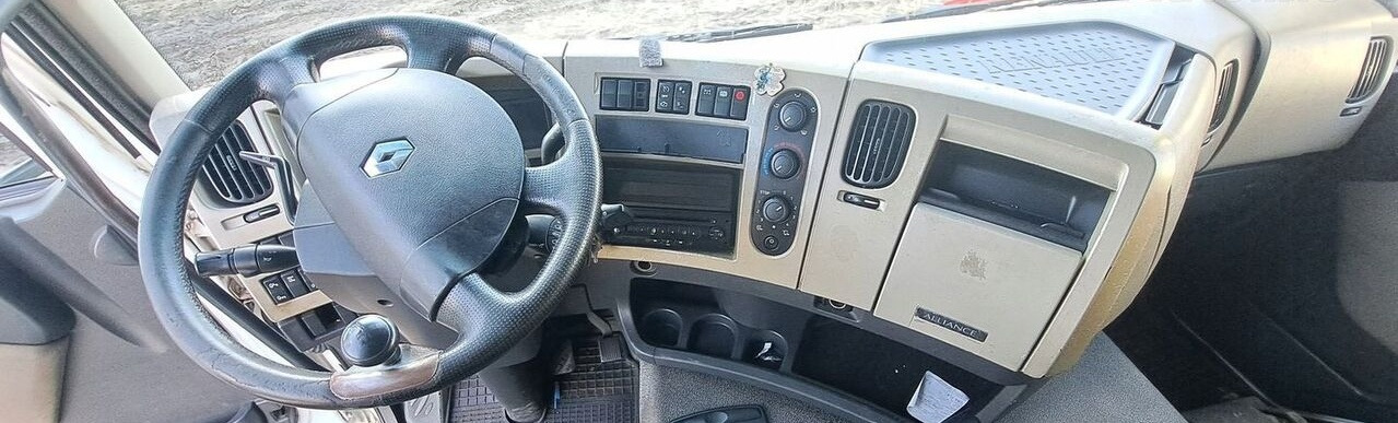 Renault KONSOLA DESKA ROZDZIELCZA PRZEKŁADKA ANGLIKA RENAULT PREMIUM DXI - Salpicadero para Camión: foto 2 Renault KONSOLA DESKA ROZDZIELCZA PRZEKŁADKA ANGLIKA RENAULT PREMIUM DXI - Salpicadero para Camión: foto 2