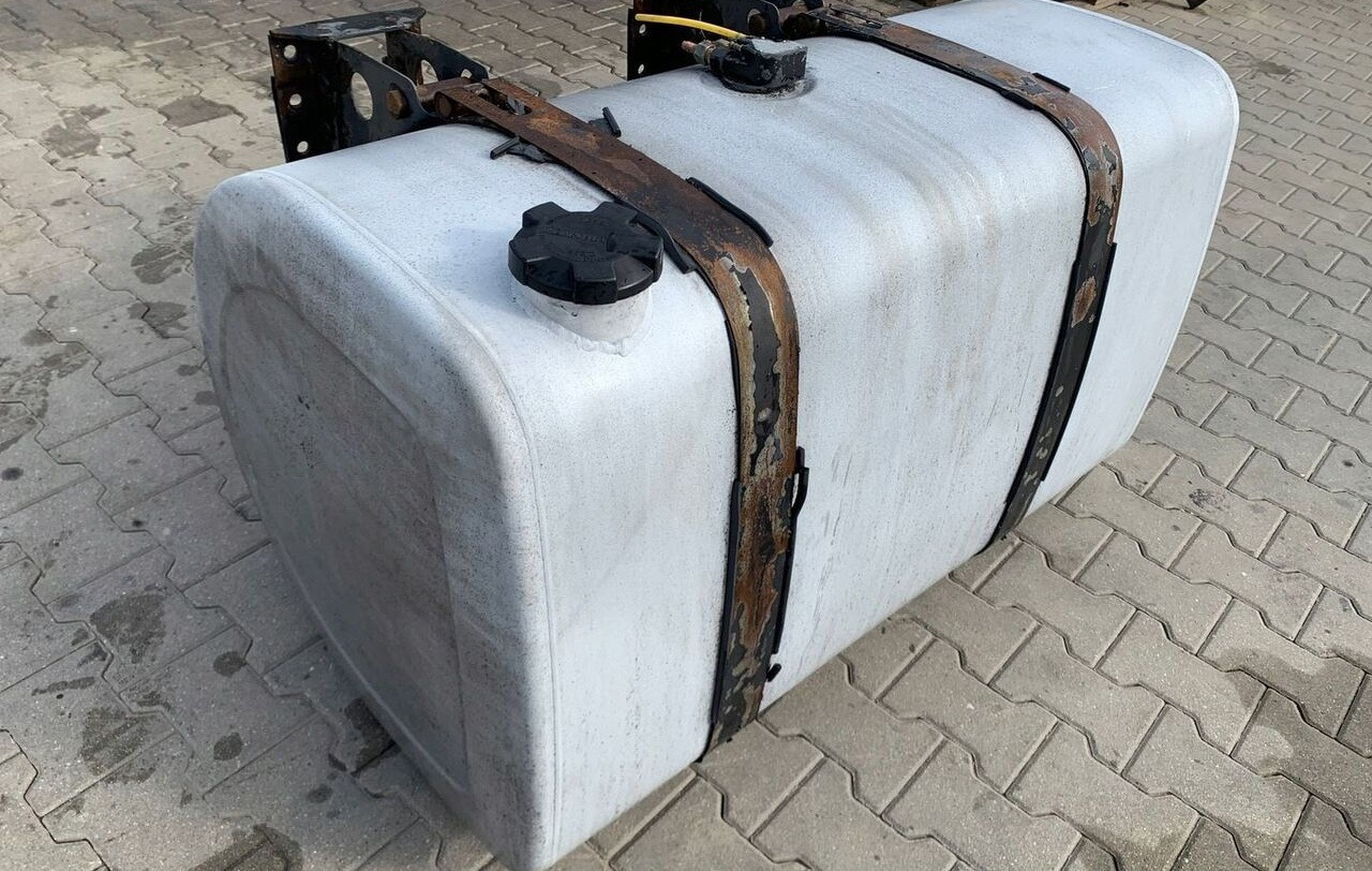 Renault ZBIORNIK PALIWA RENAULT DXI VOLVO FH FM 120X70X70 20503507 - Depósito de combustible para Camión: foto 1 Renault ZBIORNIK PALIWA RENAULT DXI VOLVO FH FM 120X70X70 20503507 - Depósito de combustible para Camión: foto 1