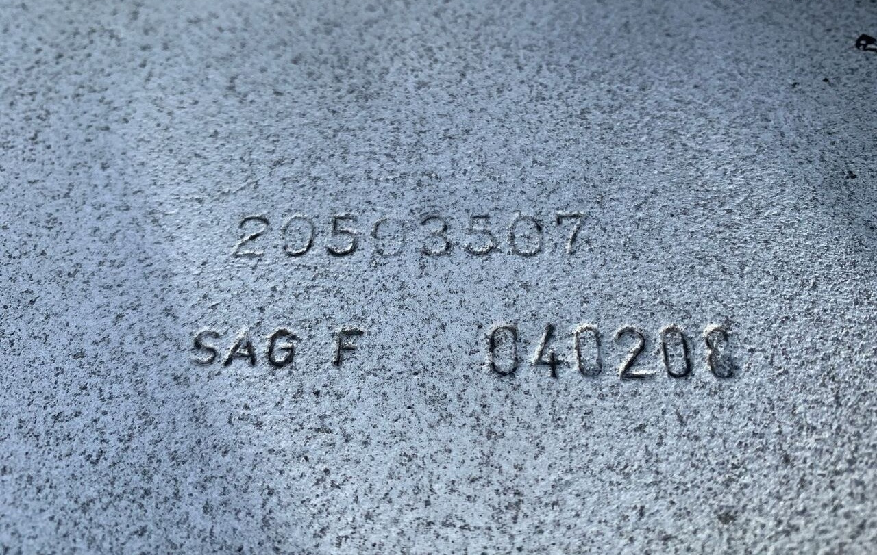 Renault ZBIORNIK PALIWA RENAULT DXI VOLVO FH FM 120X70X70 20503507 - Depósito de combustible para Camión: foto 3 Renault ZBIORNIK PALIWA RENAULT DXI VOLVO FH FM 120X70X70 20503507 - Depósito de combustible para Camión: foto 3