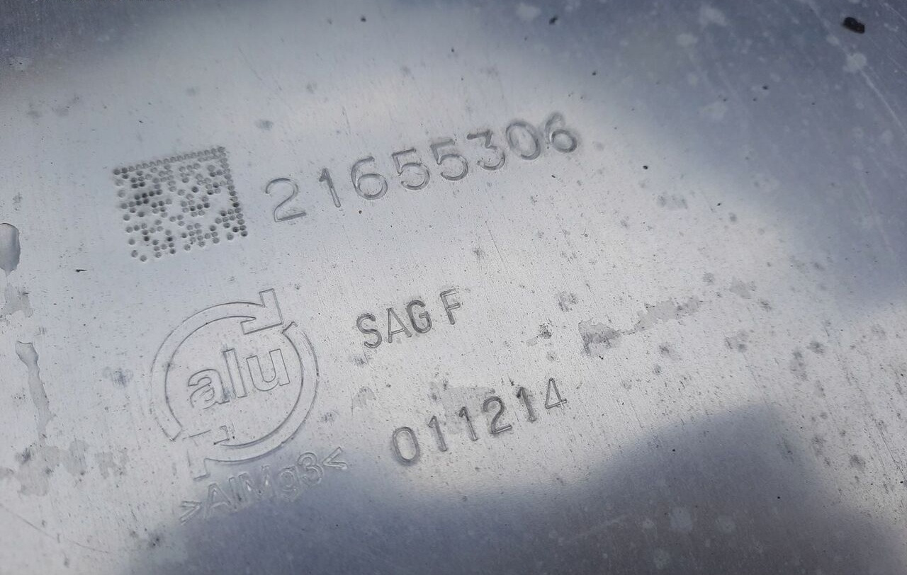 Renault ZBIORNIK PALIWA VOLVO FH4 FM4 FMX 100/70/70 21655306 - Depósito de combustible para Camión: foto 4 Renault ZBIORNIK PALIWA VOLVO FH4 FM4 FMX 100/70/70 21655306 - Depósito de combustible para Camión: foto 4