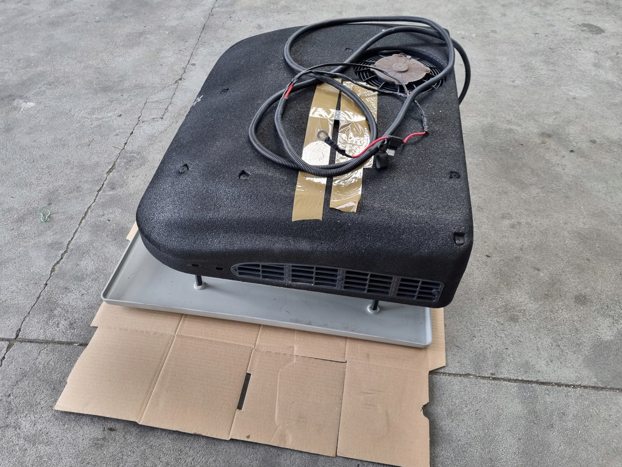 VIESA KLIMATYZACJA POSTOJOWA VIESA FORD F MAX 500 - Calefacción/ Ventilación para Camión: foto 4 VIESA KLIMATYZACJA POSTOJOWA VIESA FORD F MAX 500 - Calefacción/ Ventilación para Camión: foto 4