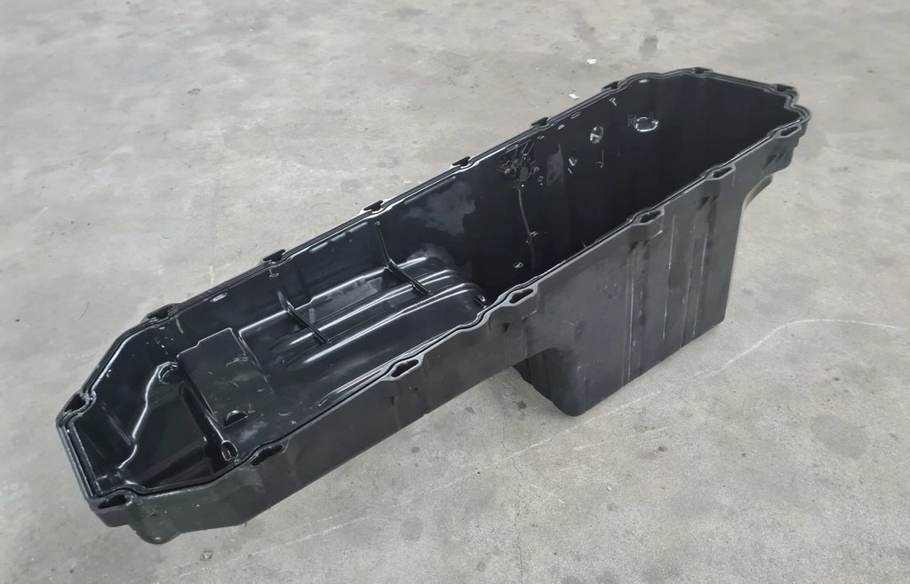 VOLVO FH 16 D16K EURO 6 23560651 - Cárter de aceite: foto 3 VOLVO FH 16 D16K EURO 6 23560651 - Cárter de aceite: foto 3