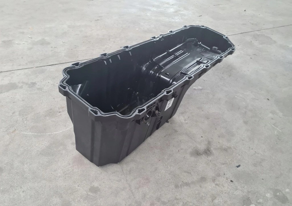 VOLVO MISA MISKA OLEJOWA SILNIKA VOLVO FH 16 D16K EURO 6 - Cárter de aceite para Camión: foto 2 VOLVO MISA MISKA OLEJOWA SILNIKA VOLVO FH 16 D16K EURO 6 - Cárter de aceite para Camión: foto 2