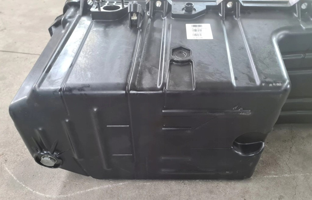 VOLVO MISA MISKA OLEJOWA SILNIKA VOLVO FH 16 D16K EURO 6 - Cárter de aceite para Camión: foto 5 VOLVO MISA MISKA OLEJOWA SILNIKA VOLVO FH 16 D16K EURO 6 - Cárter de aceite para Camión: foto 5