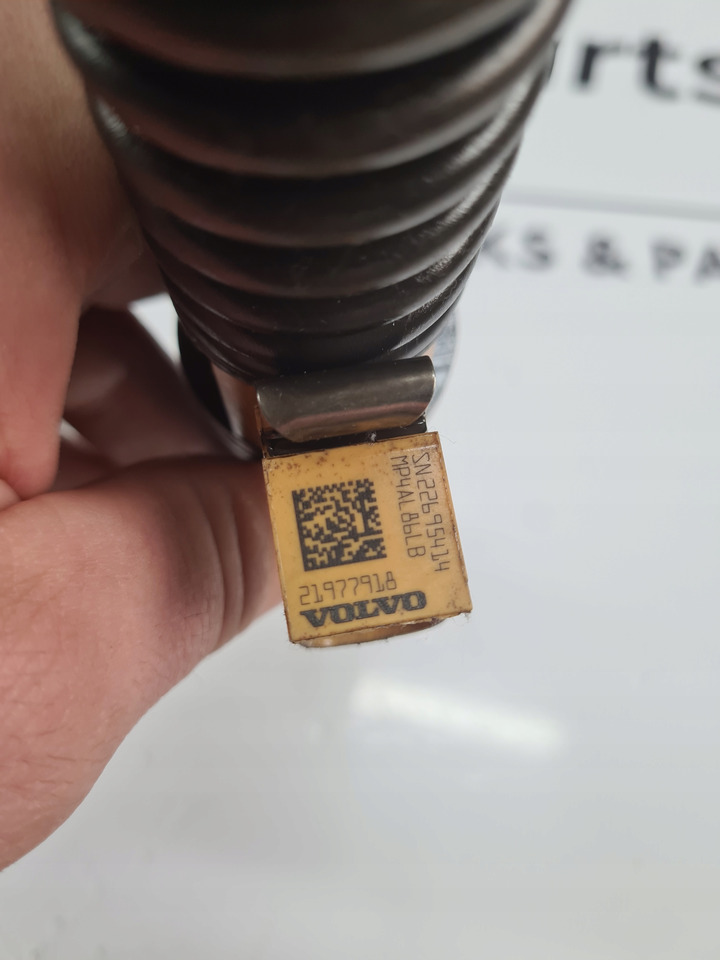 VOLVO POMPOWTRYSKIWACZE RENAULT GAMA T C K RANGE VOLVO FH 4 FM 4 - Inyector para Camión: foto 2 VOLVO POMPOWTRYSKIWACZE RENAULT GAMA T C K RANGE VOLVO FH 4 FM 4 - Inyector para Camión: foto 2