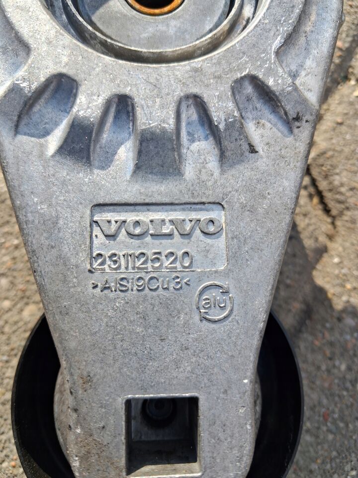 VOLVO ROLKA NAPINACZ PASKA ALTERNATORA RENAULT RANGE GAMA T VOLVO FH 4 5 - Motor y piezas para Camión: foto 3 VOLVO ROLKA NAPINACZ PASKA ALTERNATORA RENAULT RANGE GAMA T VOLVO FH 4 5 - Motor y piezas para Camión: foto 3