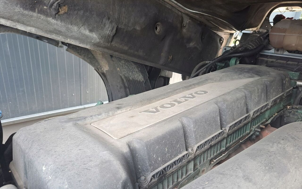 VOLVO SILNIK KOMPLETNY VOLVO FH 4 D13K K2 540 EUVI EURO 6 - Motor para Camión: foto 2 VOLVO SILNIK KOMPLETNY VOLVO FH 4 D13K K2 540 EUVI EURO 6 - Motor para Camión: foto 2