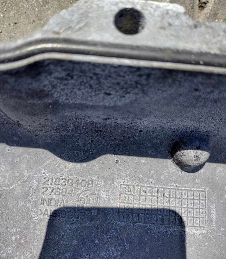 Volvo KOLEKTOR SSĄCY VOLVO FH FM 4 D13K 21839408 - Colector de admisión para Camión: foto 3 Volvo KOLEKTOR SSĄCY VOLVO FH FM 4 D13K 21839408 - Colector de admisión para Camión: foto 3