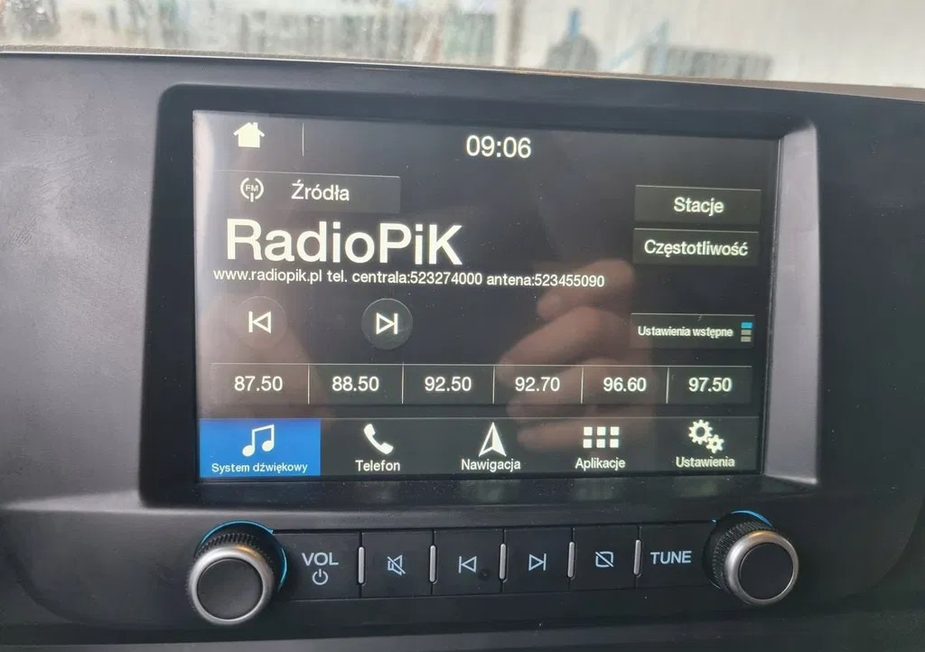 WYŚWIETLACZ PANEL RADIA NAWIGACJI FORD F-MAX CARGO H625 JC46 18K931 FA  - Cabina e interior: foto 1 WYŚWIETLACZ PANEL RADIA NAWIGACJI FORD F-MAX CARGO H625 JC46 18K931 FA  - Cabina e interior: foto 1