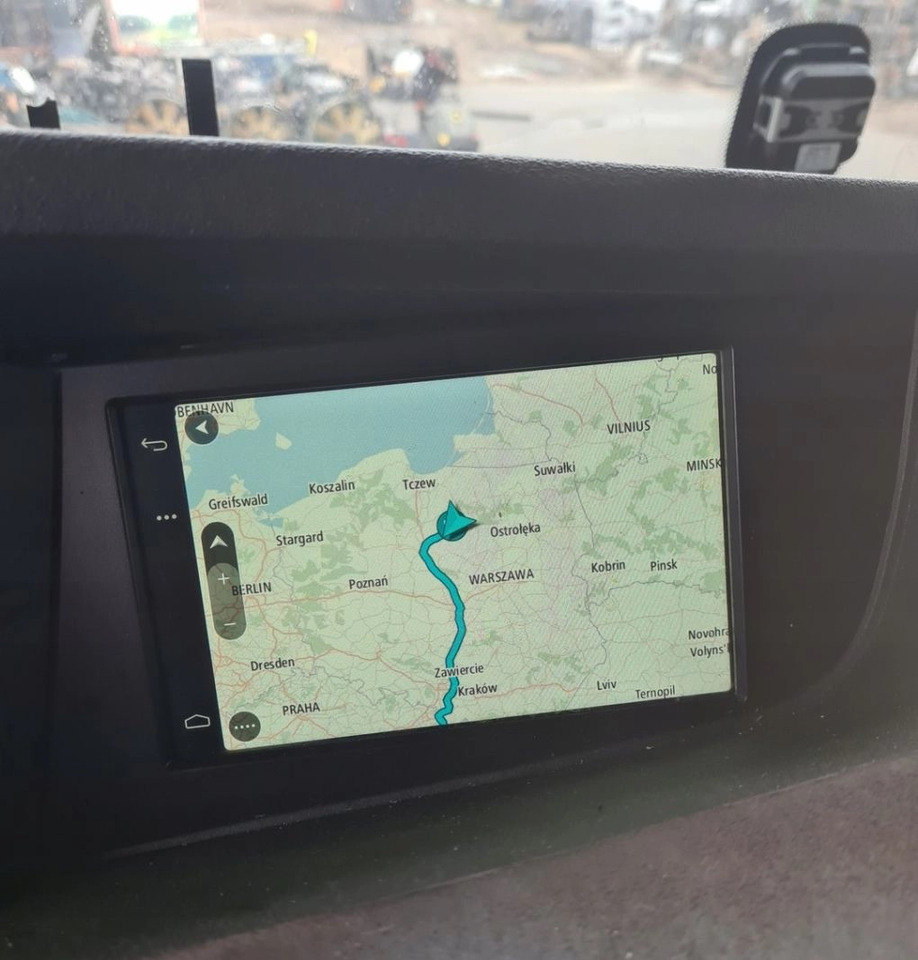 WYŚWIETLACZ PANEL RADIA NAWIGACJI VOLVO FH 4 FH 16 EURO 6 23160213 - P01 - Salpicadero: foto 5 WYŚWIETLACZ PANEL RADIA NAWIGACJI VOLVO FH 4 FH 16 EURO 6 23160213 - P01 - Salpicadero: foto 5