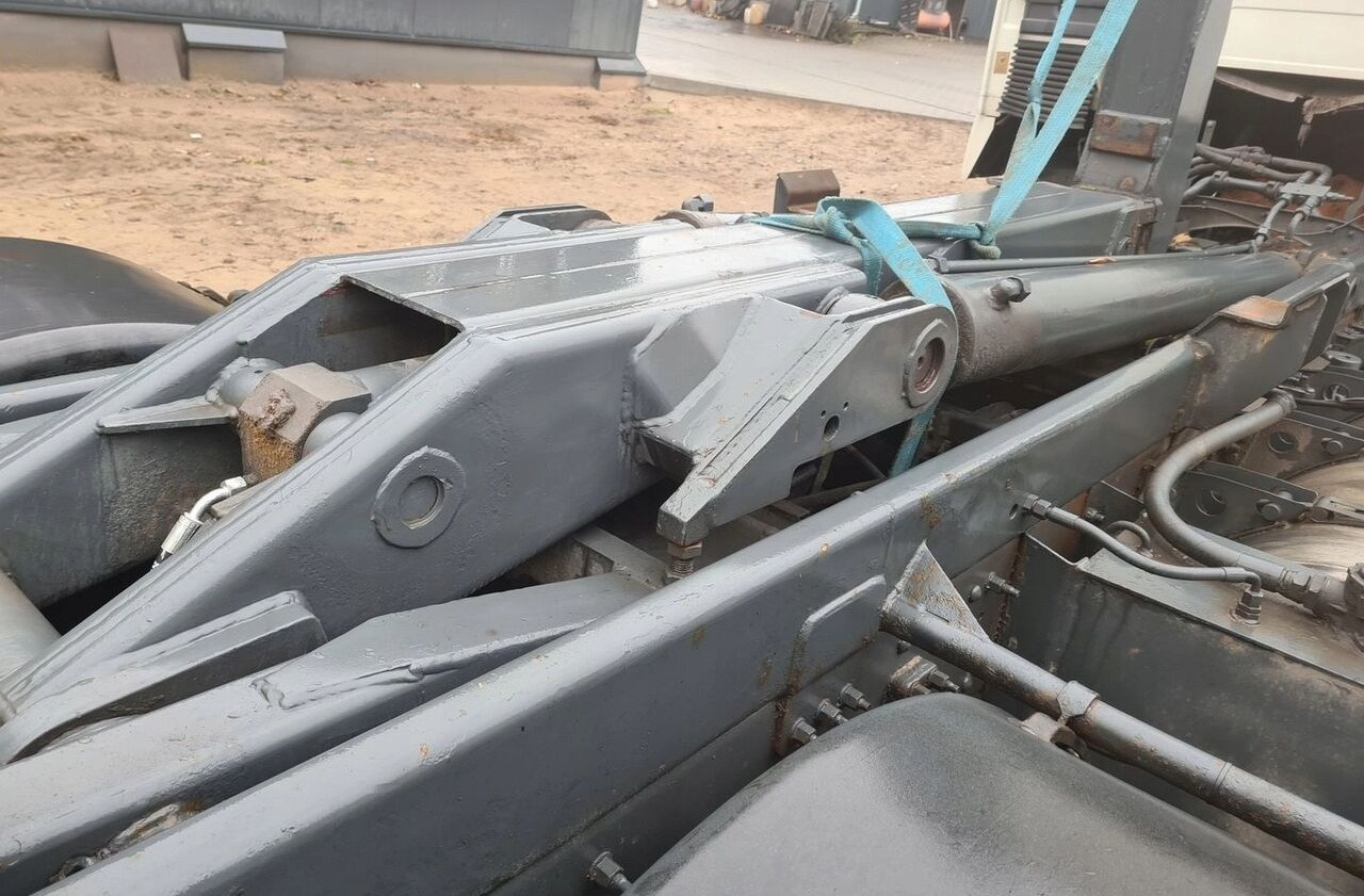 ZABUDOWA PODRAMÓWKA HAKOWA HAKOWIEC GEORG UDT   Renault GAMA DXI VOLVO FH FM - Carrocería y exterior para Camión: foto 3 ZABUDOWA PODRAMÓWKA HAKOWA HAKOWIEC GEORG UDT   Renault GAMA DXI VOLVO FH FM - Carrocería y exterior para Camión: foto 3