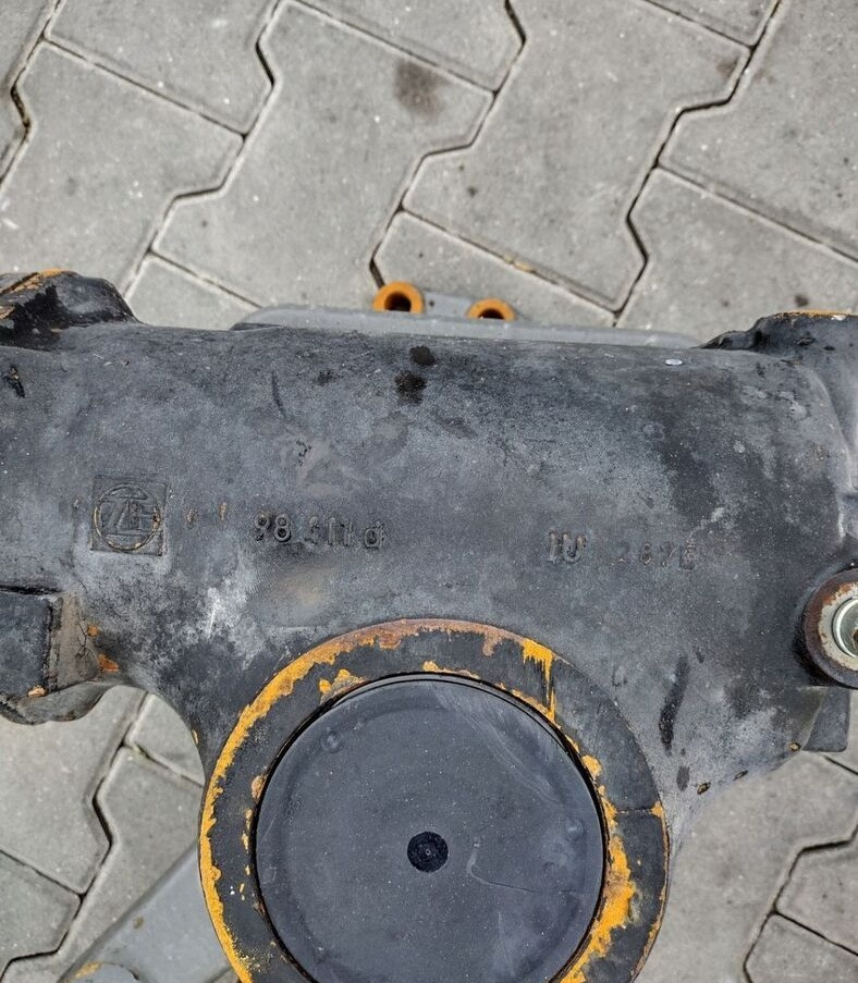 ZF KOLUMNA KIEROWNICZA OSI SKRĘTNEJ VOLVO FH FM 6X2 - Caja de dirección para Camión: foto 5 ZF KOLUMNA KIEROWNICZA OSI SKRĘTNEJ VOLVO FH FM 6X2 - Caja de dirección para Camión: foto 5