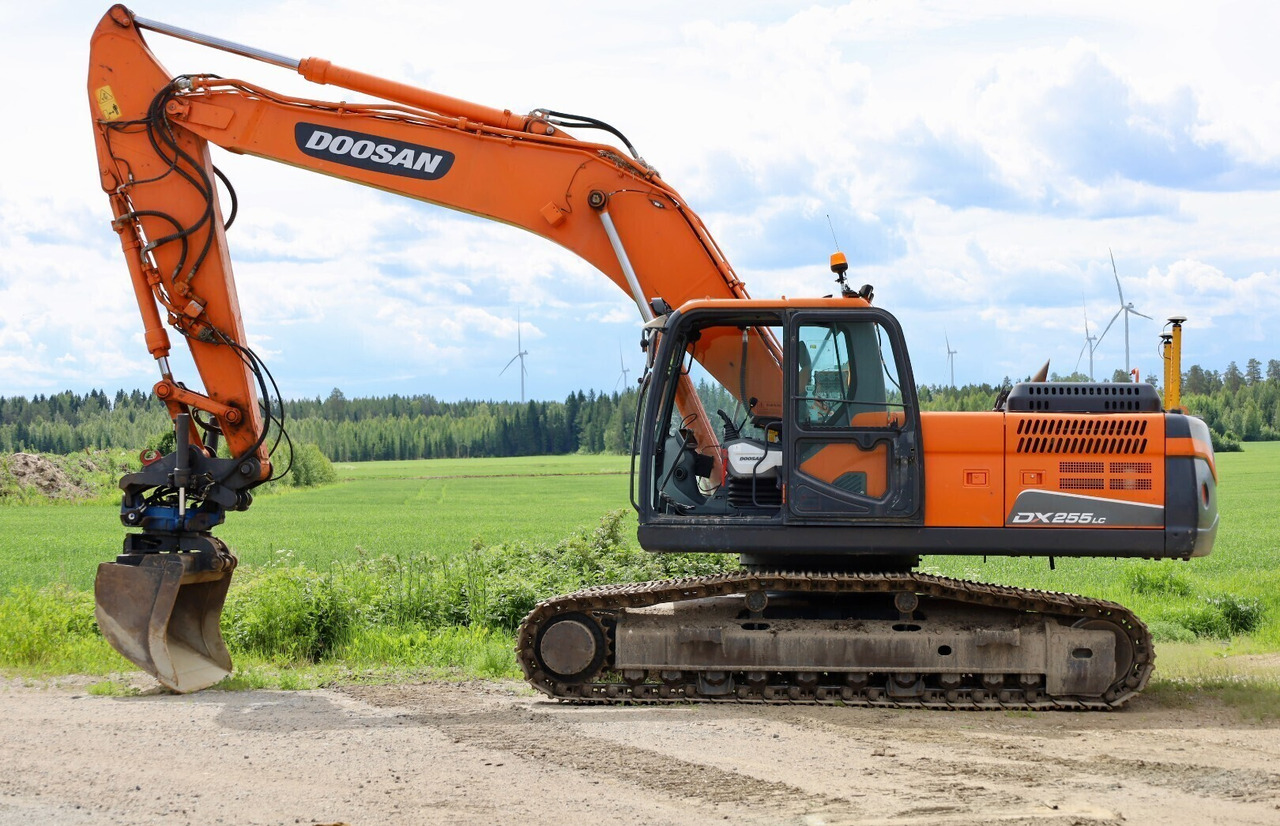 Doosan DX255 LC - 3 - Excavadora de cadenas: foto 1 Doosan DX255 LC - 3 - Excavadora de cadenas: foto 1