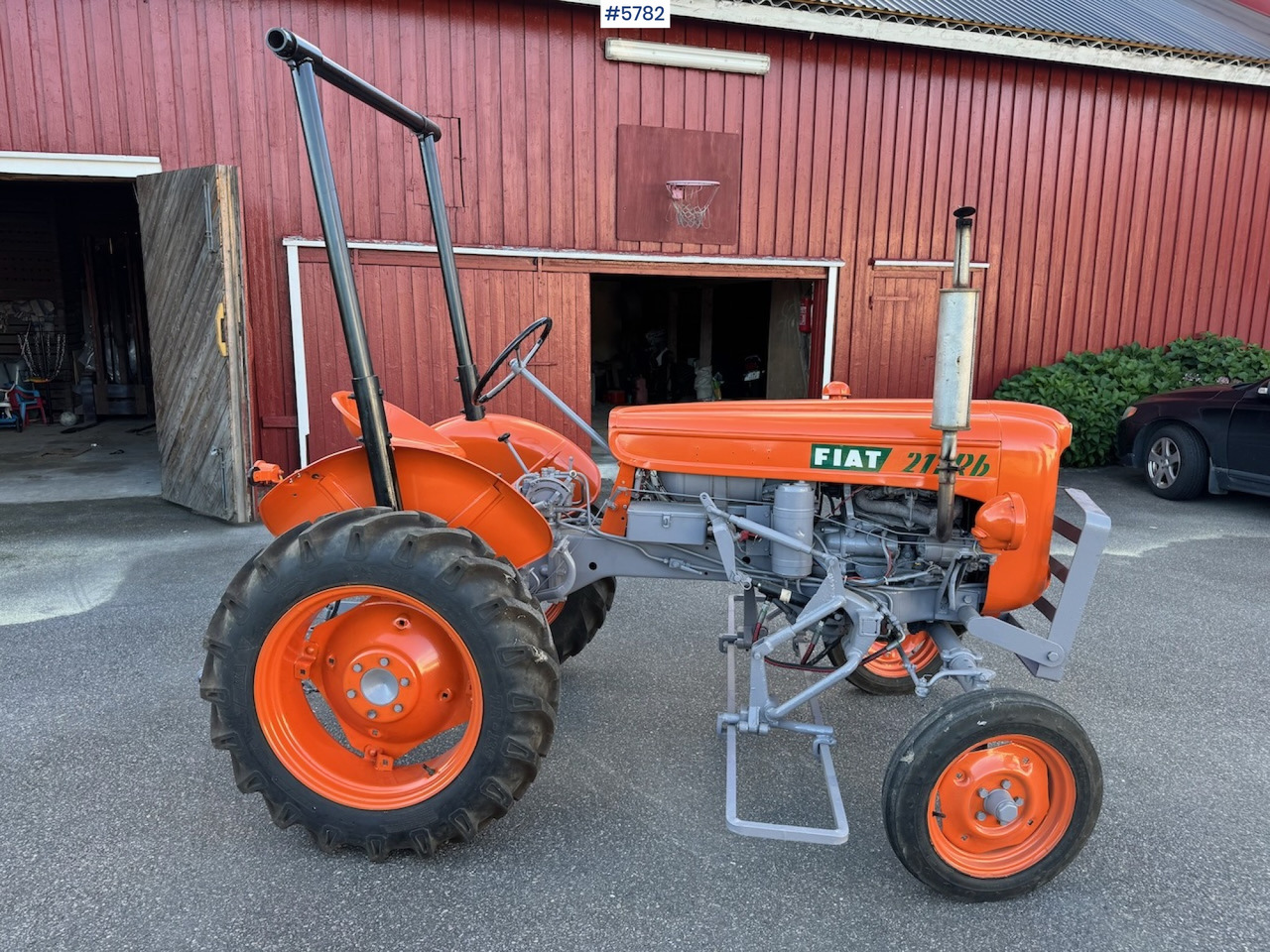 1962 Fiat 211 Rb w/ row cleaner stand. - Tractor: foto 2 1962 Fiat 211 Rb w/ row cleaner stand. - Tractor: foto 2