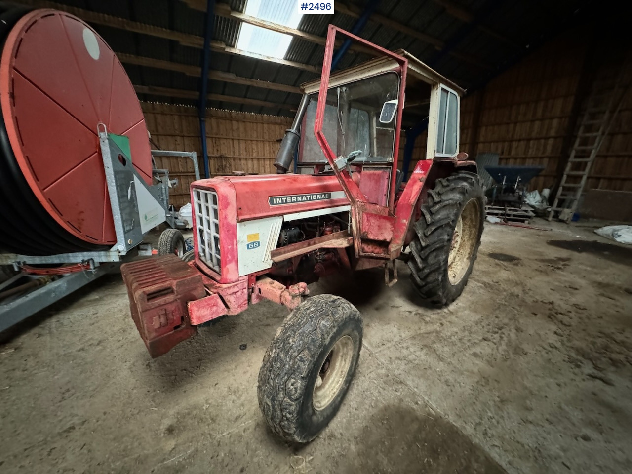 1972 International 574 w/front loader - Tractor: foto 3 1972 International 574 w/front loader - Tractor: foto 3