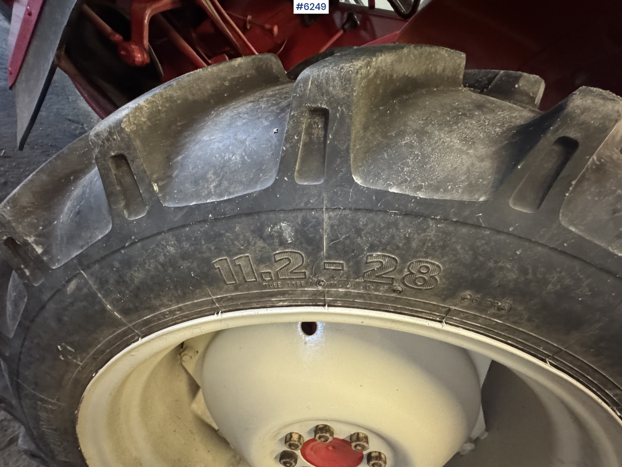 Tractor 1973 International 444 w/ Bjørnerud loader and bucket. WATCH VIDEO: foto 18