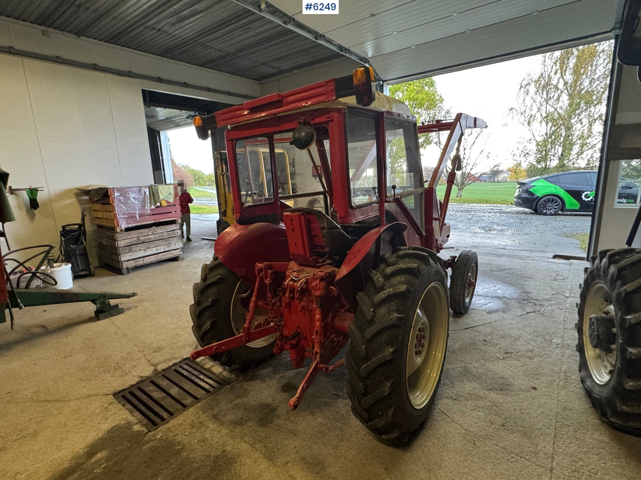 Tractor 1973 International 444 w/ Bjørnerud loader and bucket. WATCH VIDEO: foto 6